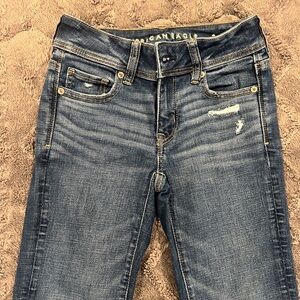 American Eagle Outfitters Women's Distressed Dark Blue Skinny Jeans